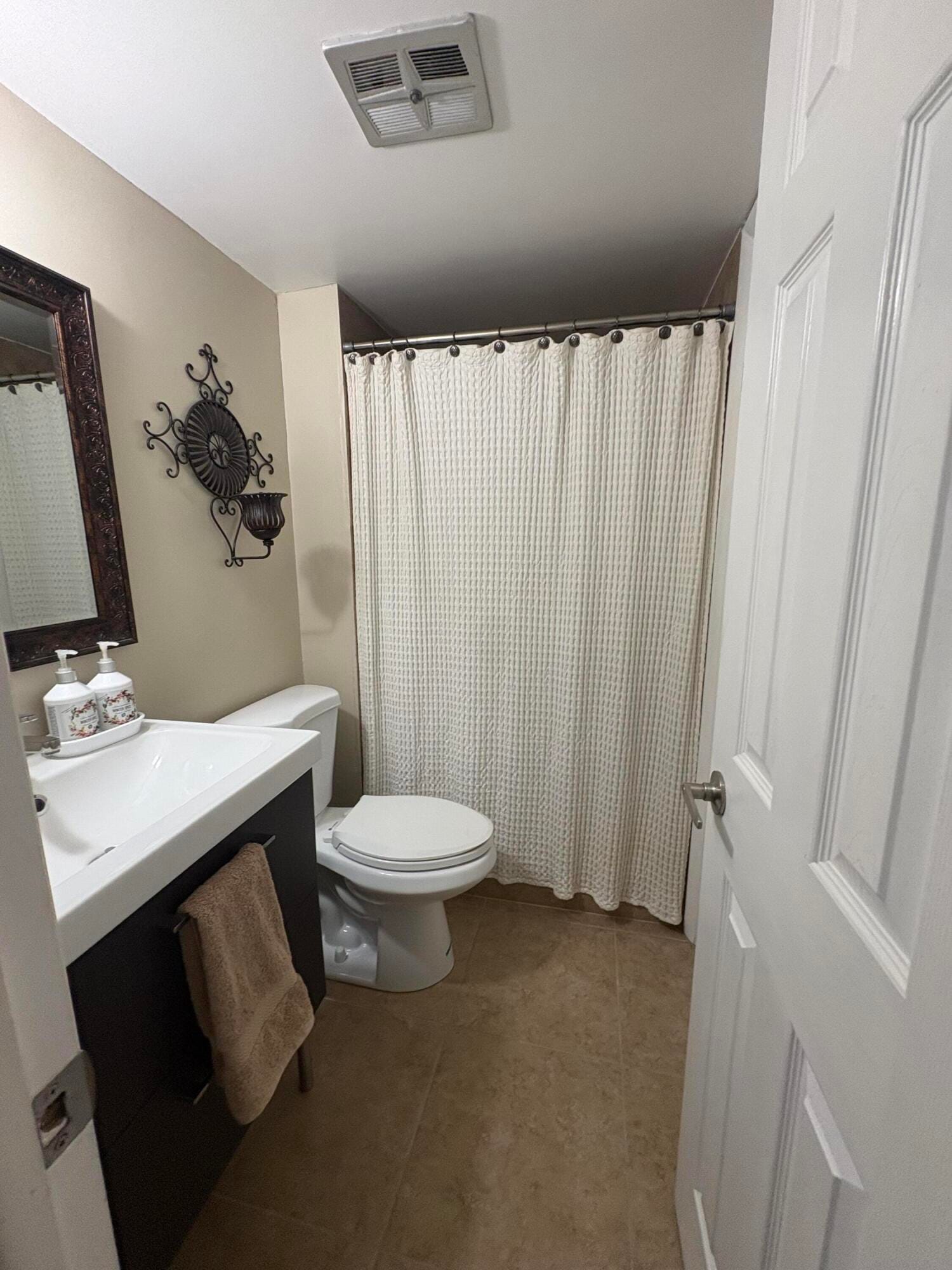 9200 Lime Bay Boulevard, Tamarac, FL 33321 photo 19
