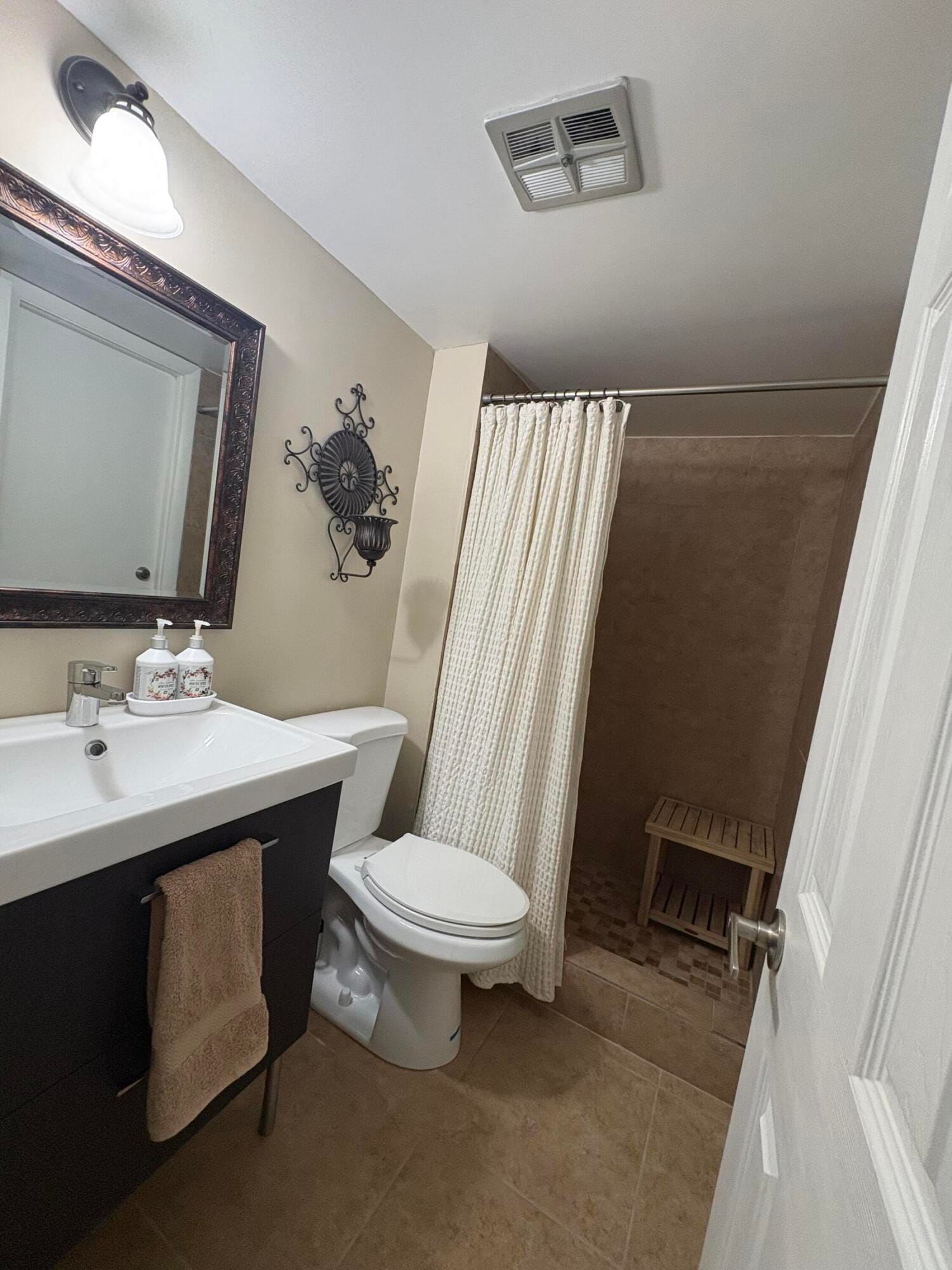 9200 Lime Bay Boulevard, Tamarac, FL 33321 photo 20