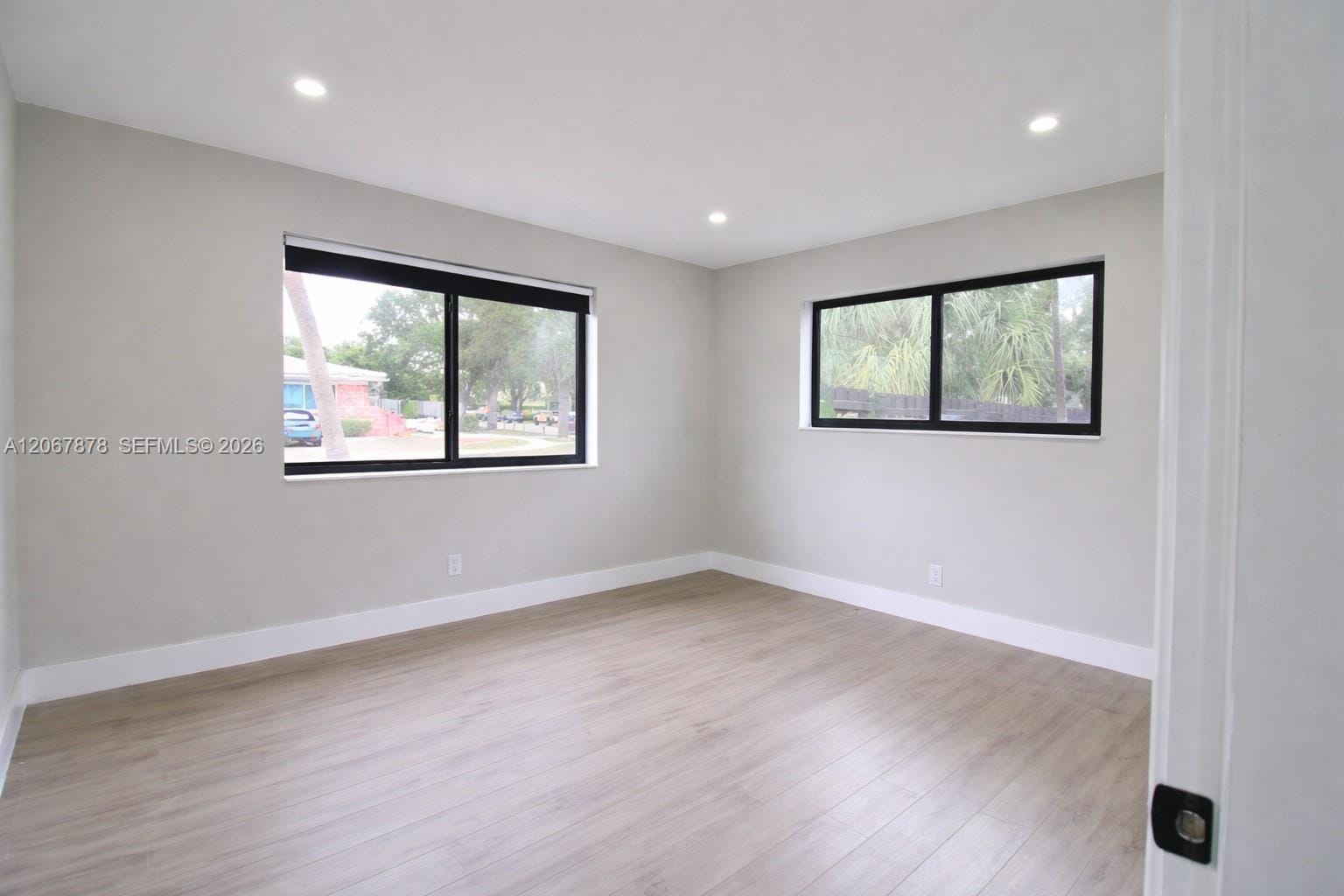 6020 NE 18th Terrace — photo 12
