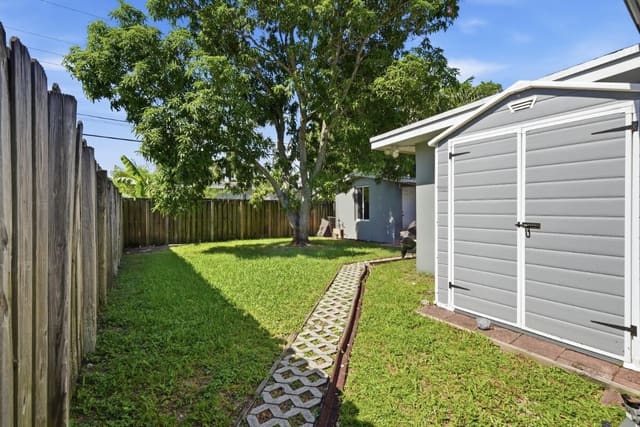 309 SW 7TH Court, Hallandale Beach, FL 33009