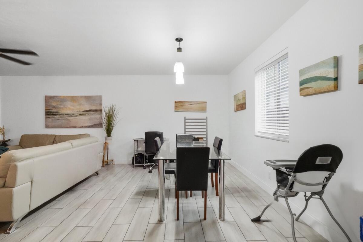 309 SW 7TH Court — photo 11