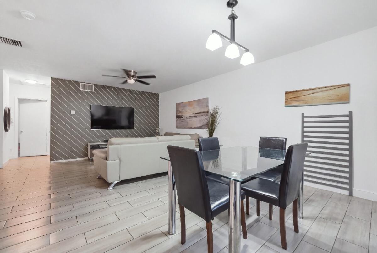 309 SW 7TH Court — photo 12