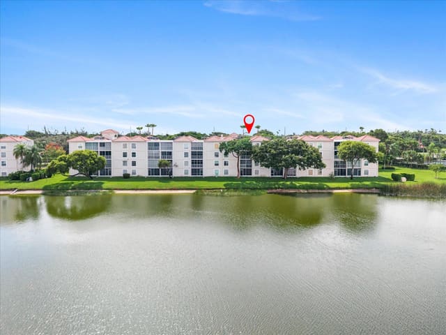 14111 Royal Vista Drive 405, Huntington Pointe, Delray Beach, FL