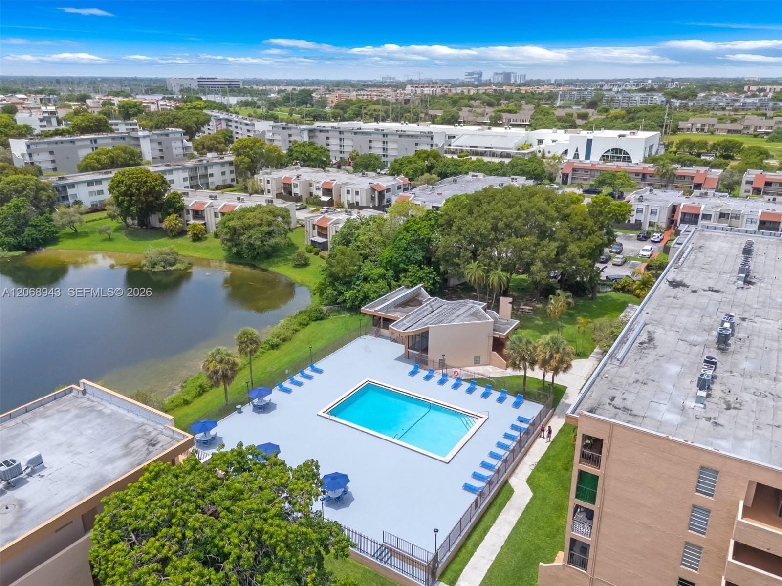 8895 Fontainebleau Boulevard 207, Miami, FL 33172 photo 27