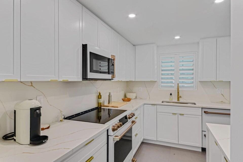 765 Jeffery Street 101 — photo 4