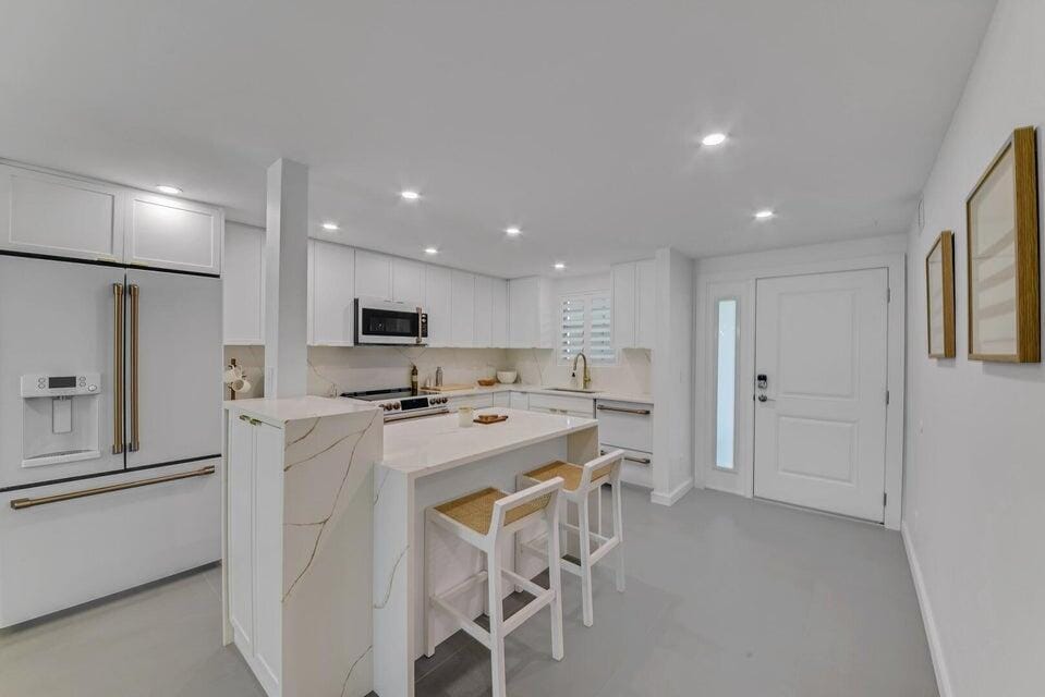 765 Jeffery Street 101 — photo 5