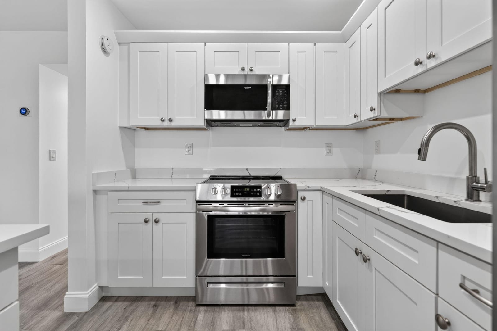 100 SHORE Court 311 — photo 5