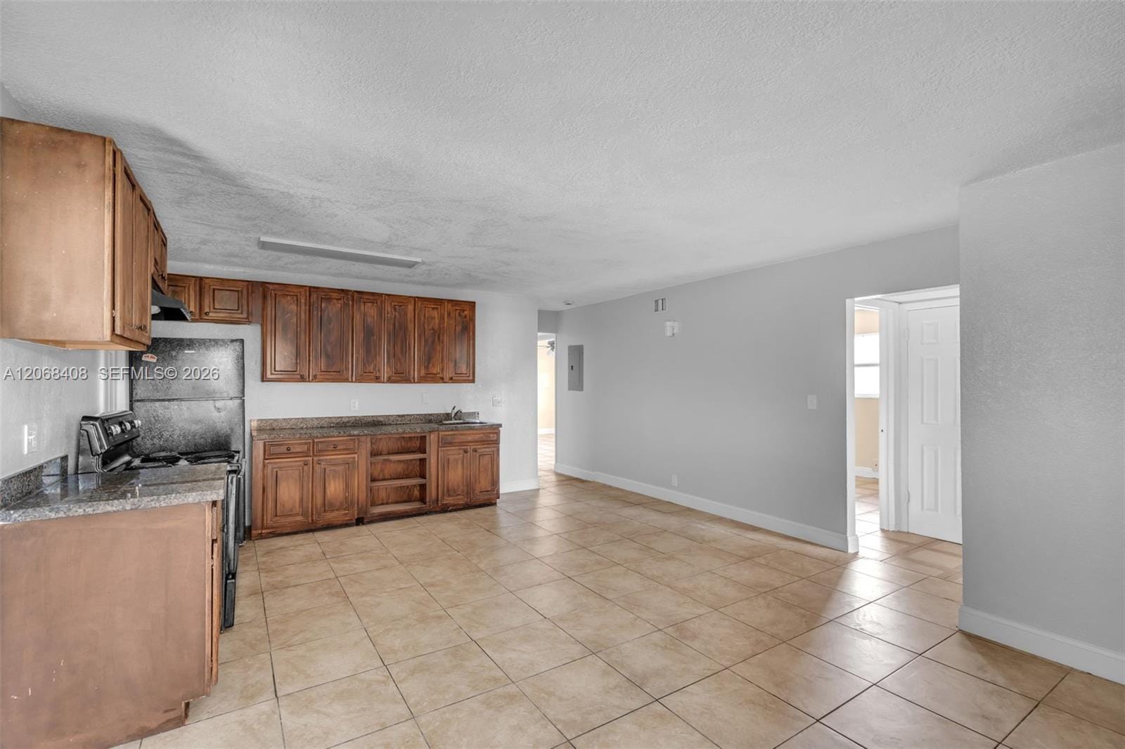 624 SW 16th Avenue C — photo 2