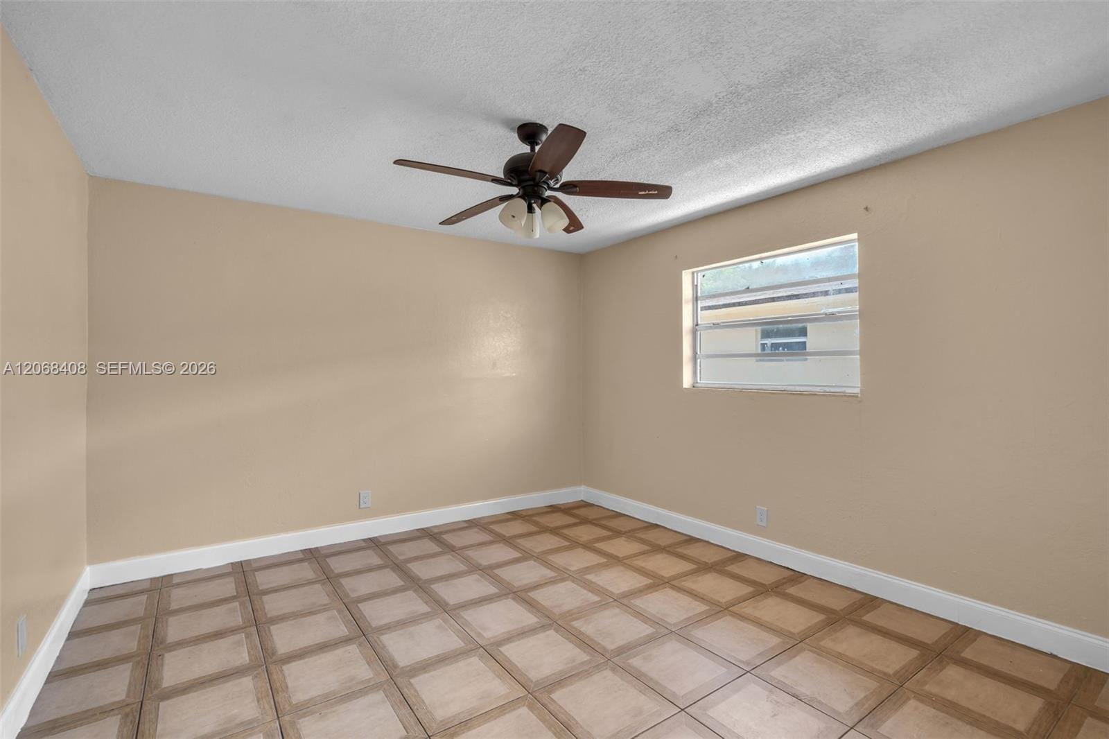 624 SW 16th Avenue C — photo 5