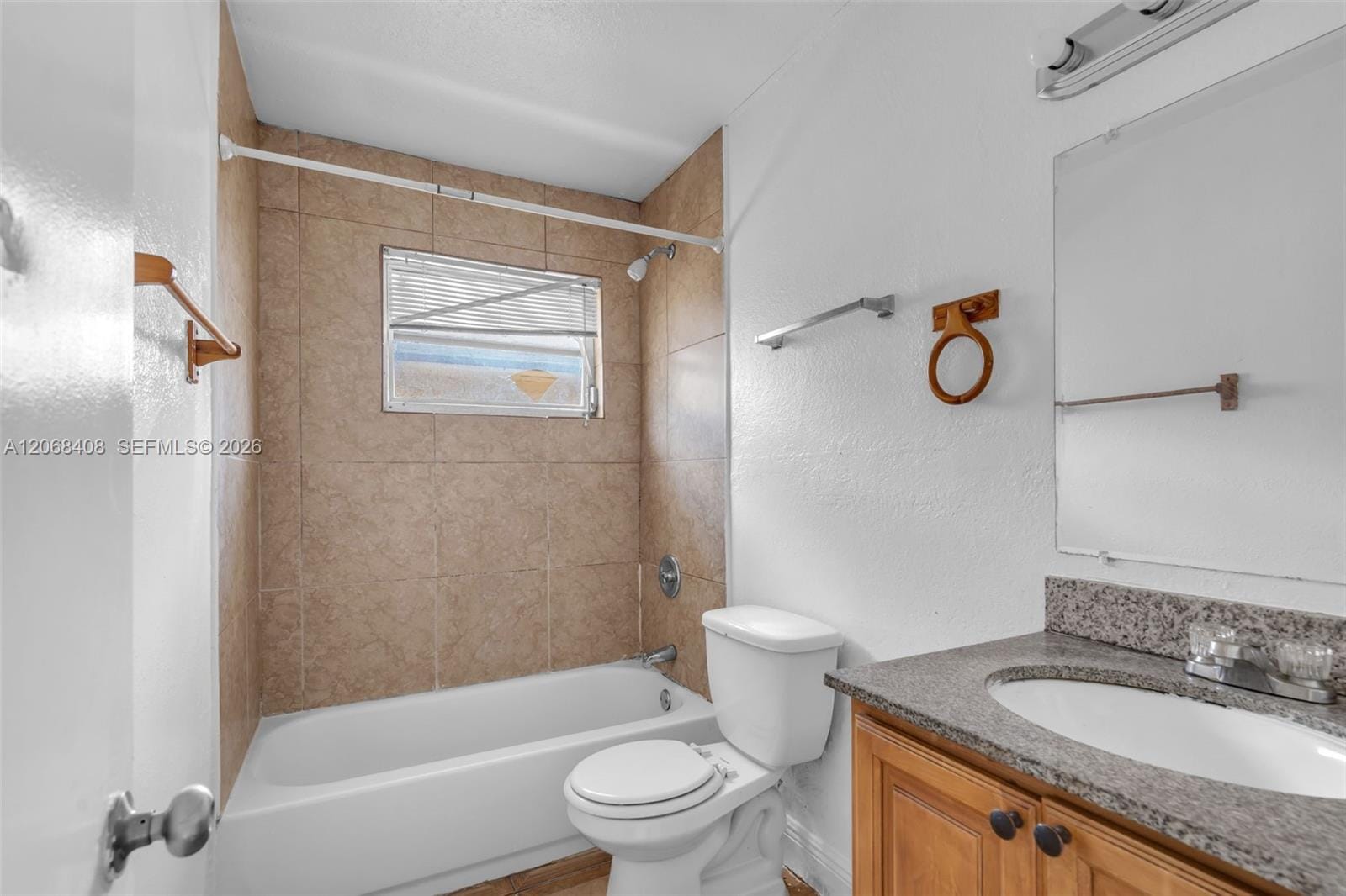 624 SW 16th Avenue C — photo 8