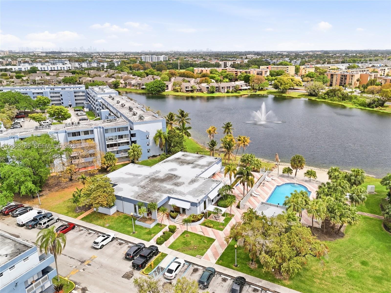 9375 Fontainebleau Boulevard L301, Miami, FL 33172 photo 17