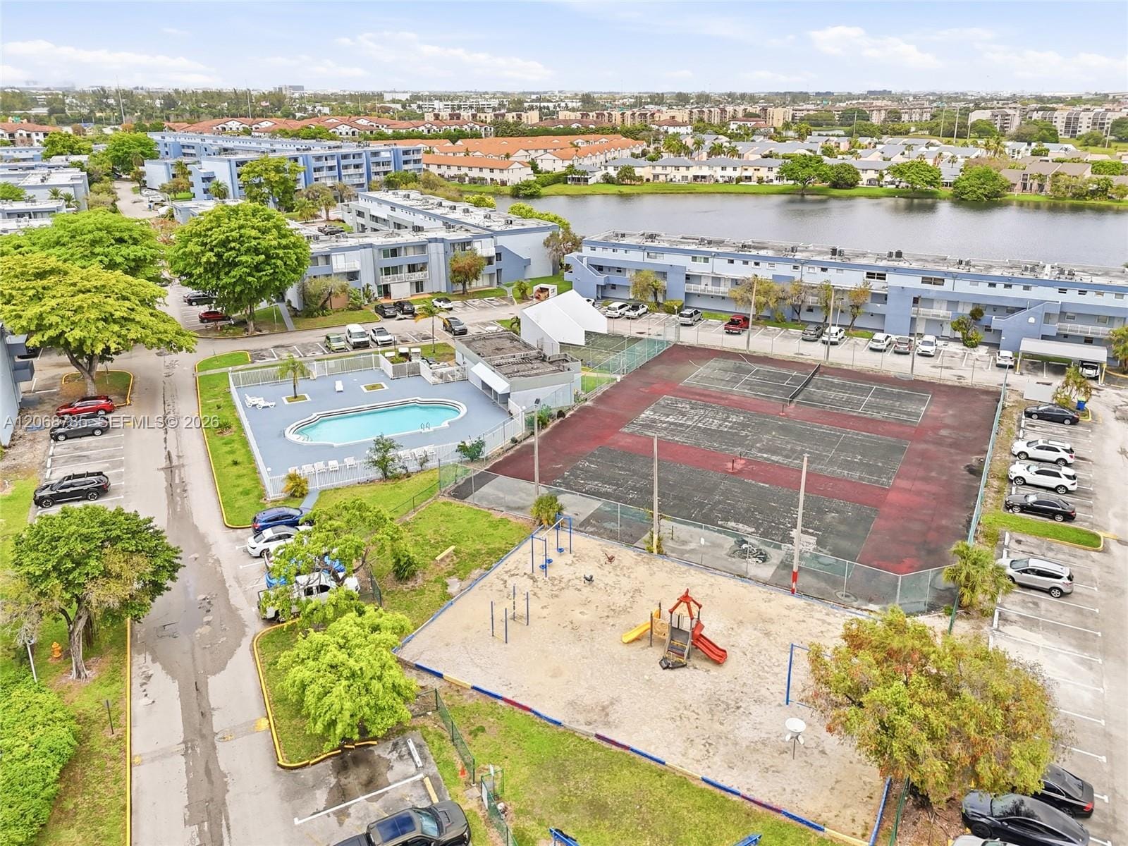 9375 Fontainebleau Boulevard L301, Miami, FL 33172 photo 18