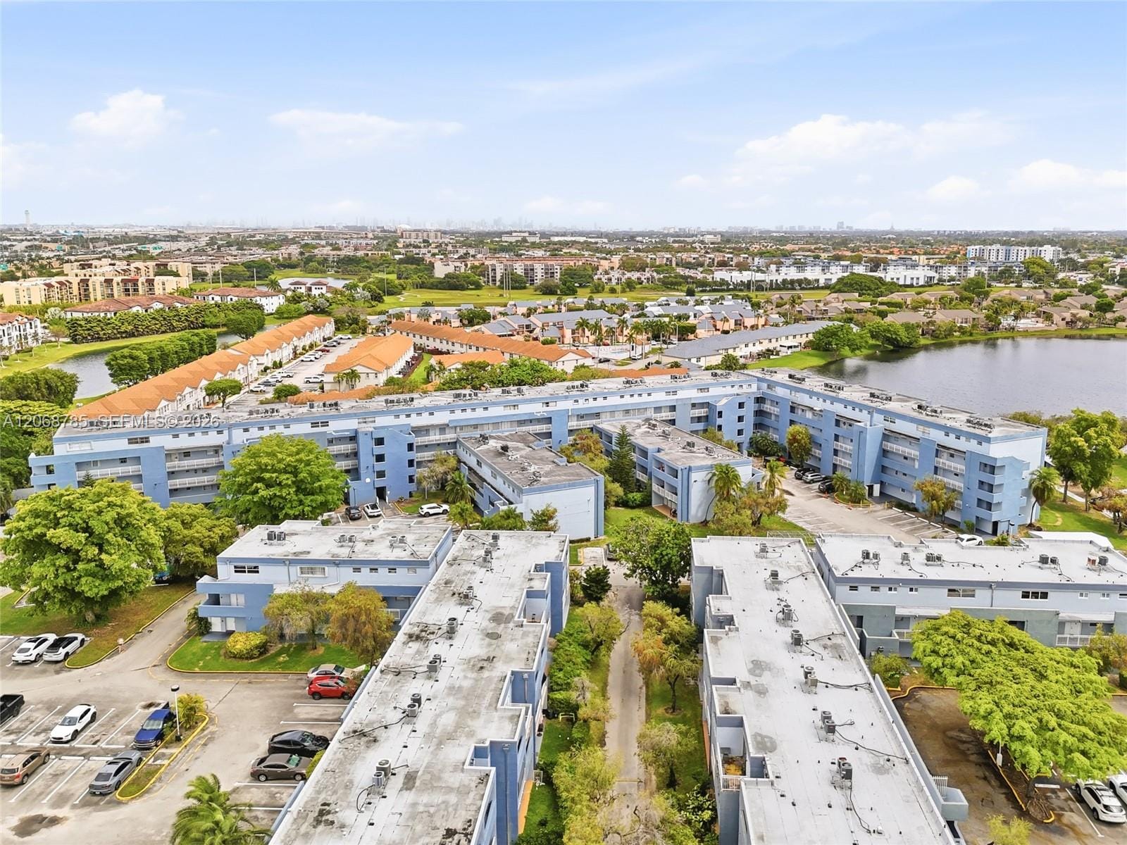 9375 Fontainebleau Boulevard L301, Miami, FL 33172 photo 21
