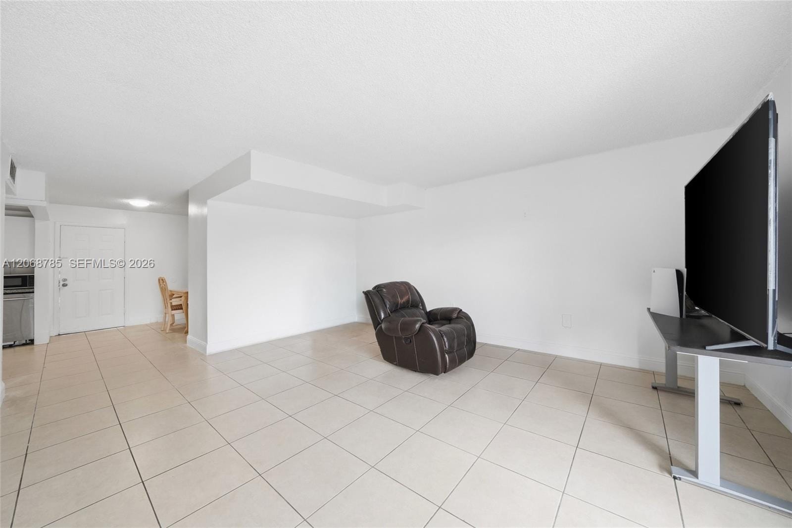 9375 Fontainebleau Boulevard L301 — photo 4