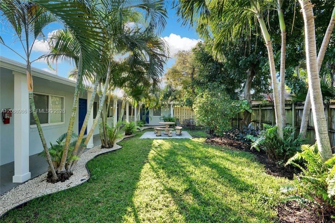 1352 Holly Heights Drive, Fort Lauderdale, FL 33304