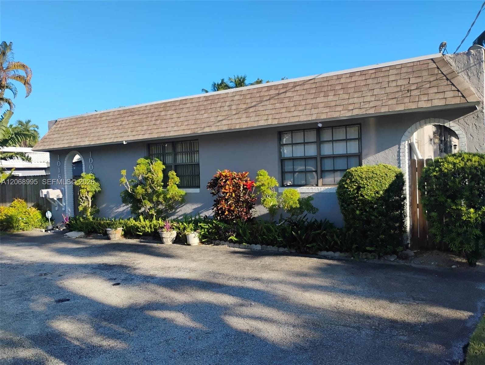 1008 NE 34th Court A, Oakland Park, FL 33334
