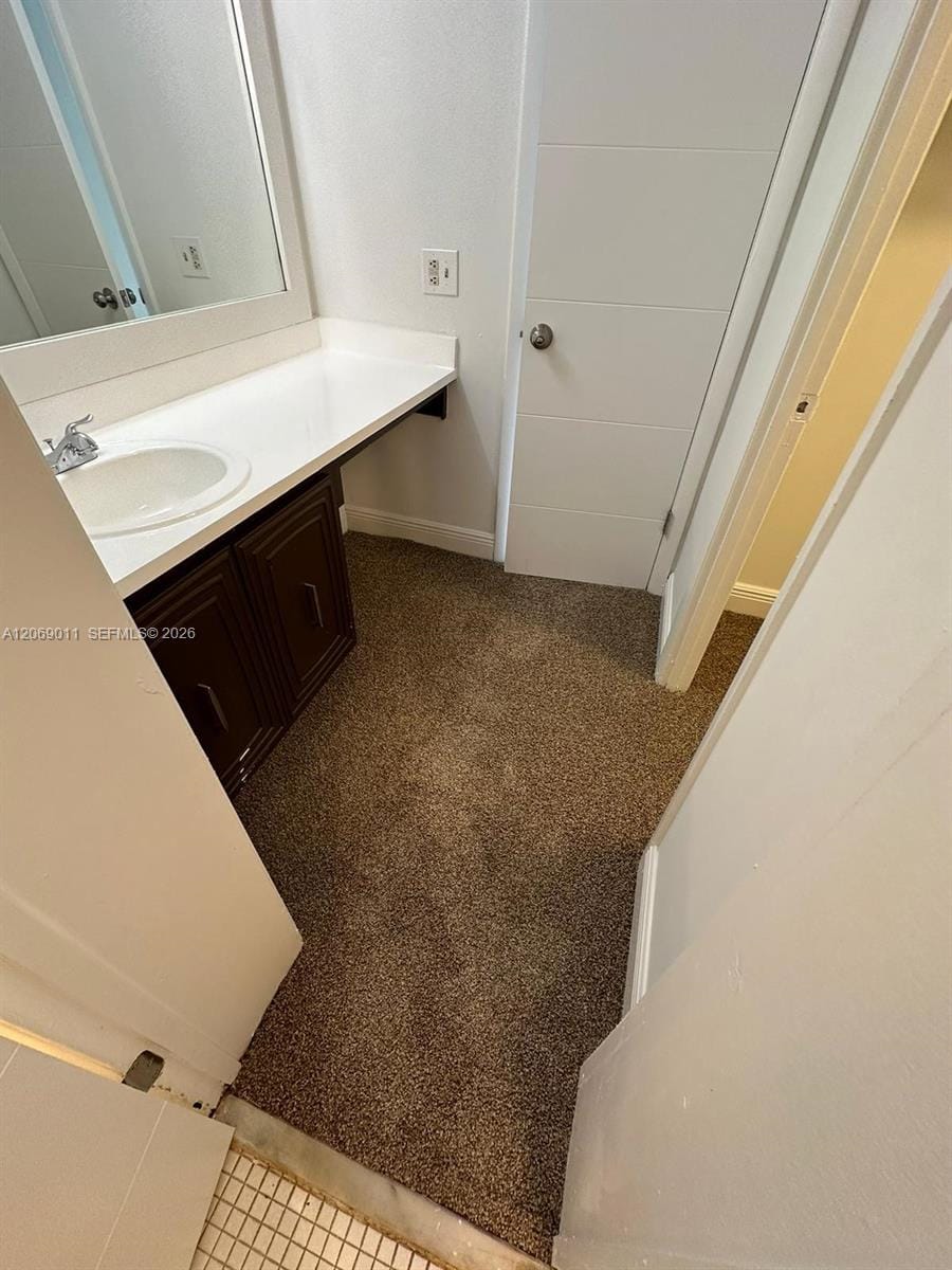 488 NW 165th St Road B-614 — photo 3