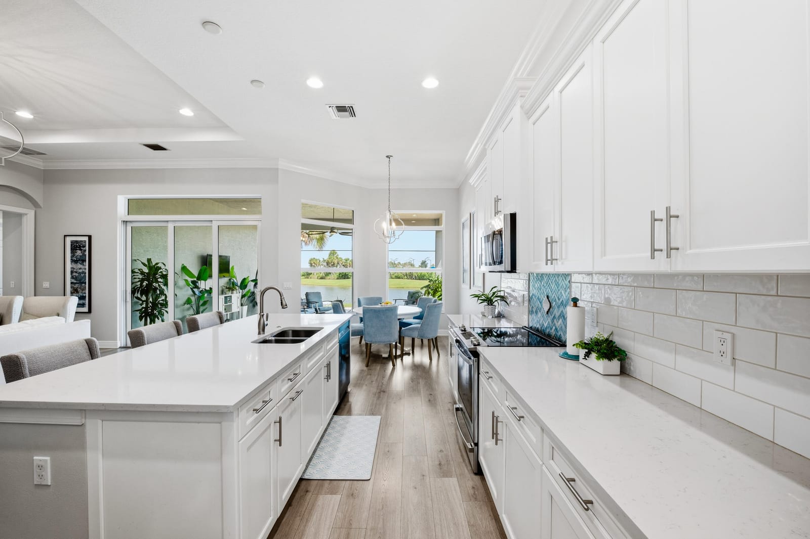8635 SW Carrara Way — photo 3