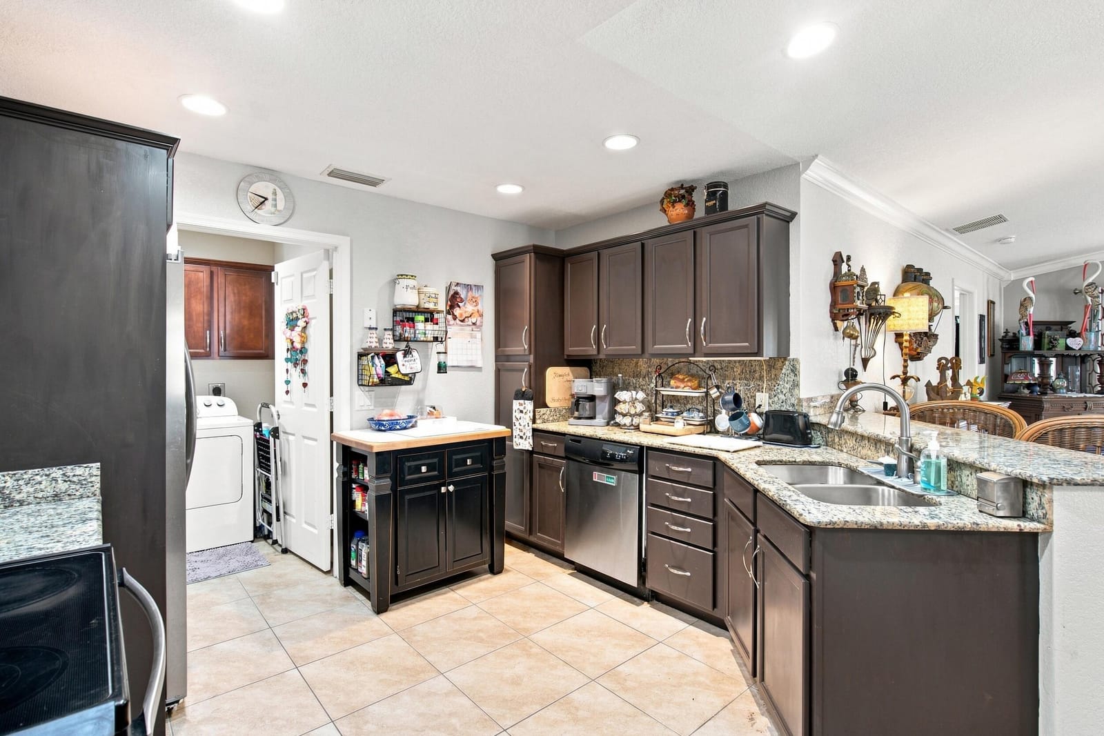 82 Mediterranean Boulevard E — photo 6