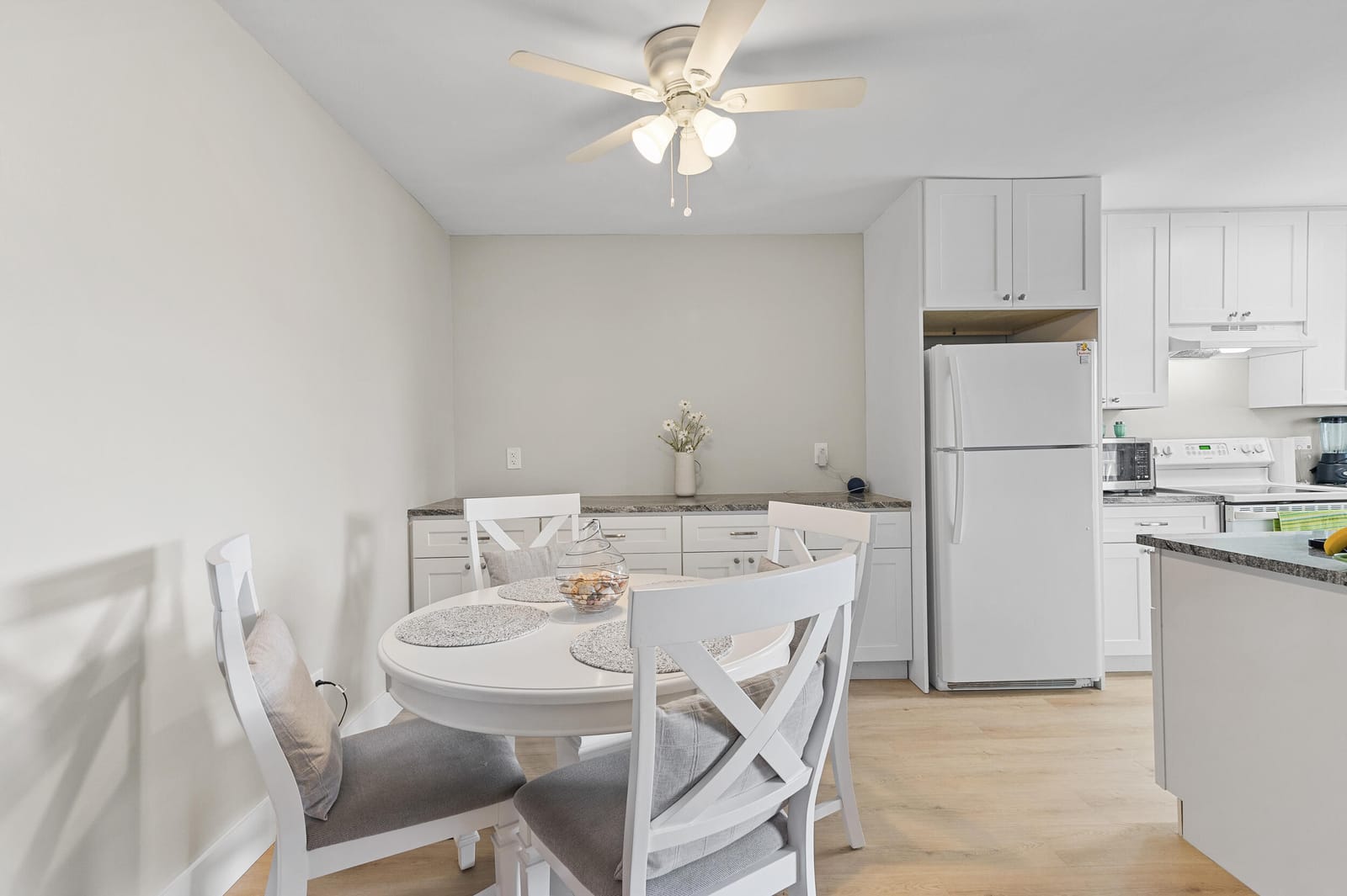 110 SHORE Court 315 — photo 10
