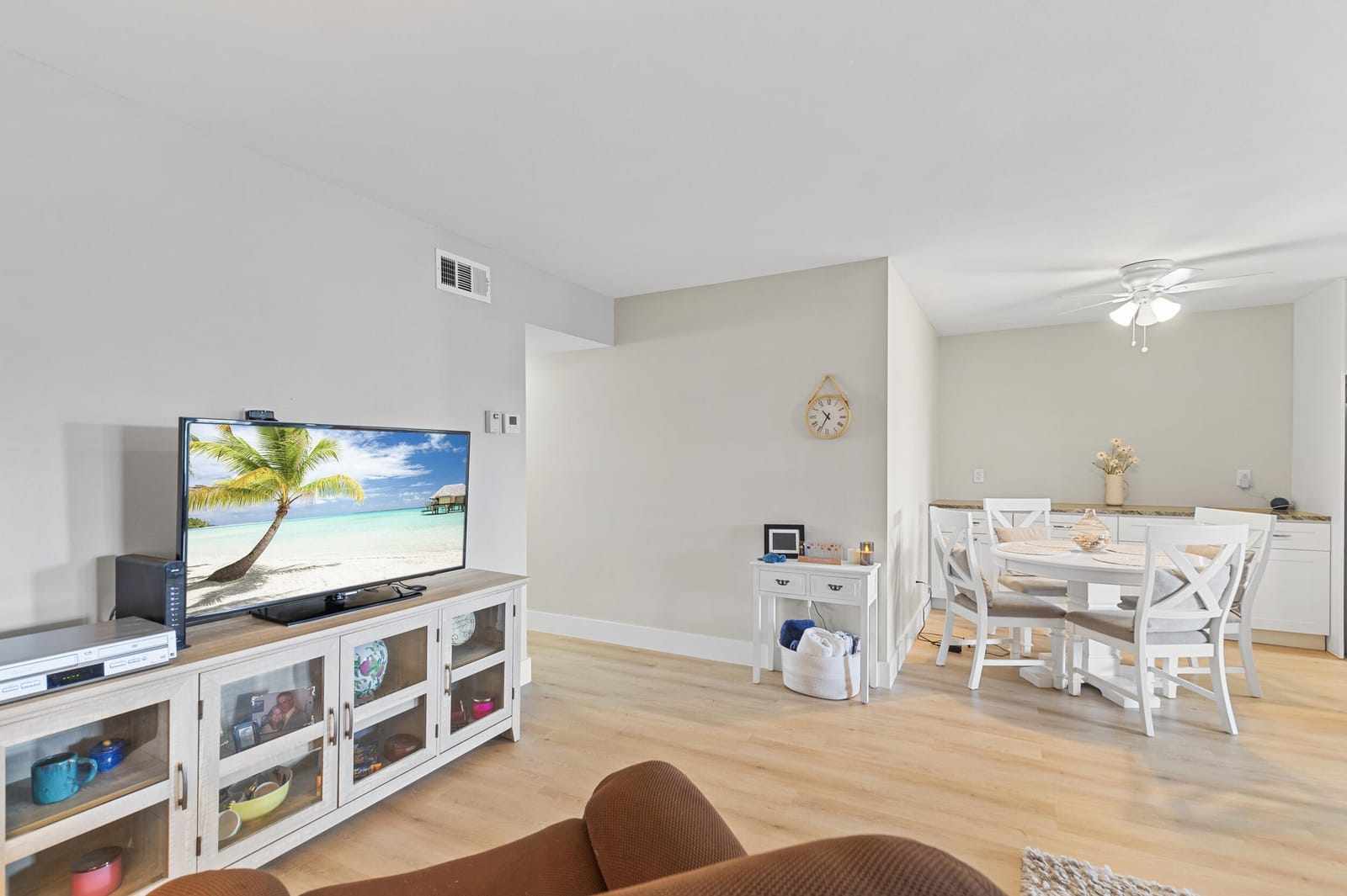 110 SHORE Court 315 — photo 11