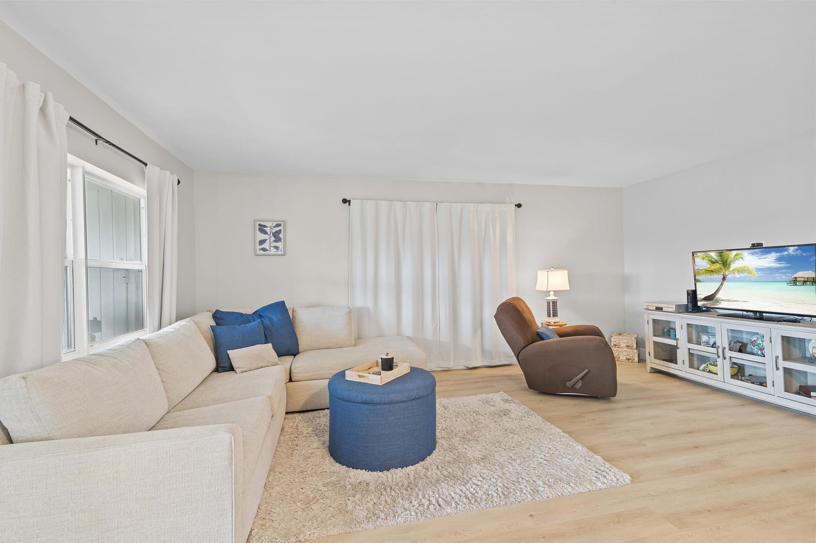 110 SHORE Court 315 — photo 8