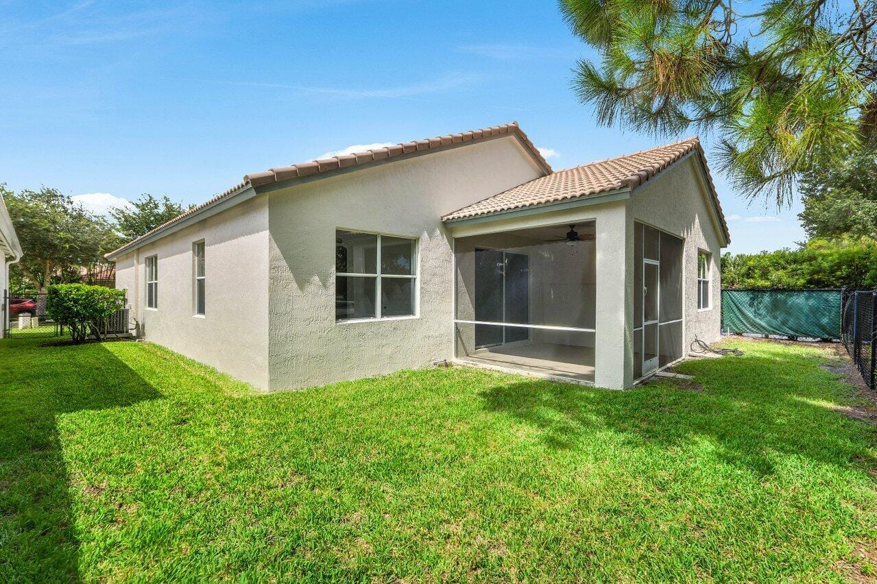 196 Seminole Lakes Drive, Royal Palm Beach, FL 33411 photo 29