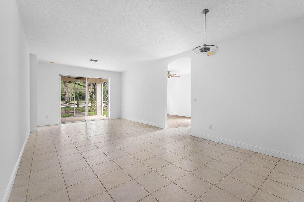 196 Seminole Lakes Drive, Royal Palm Beach, FL 33411 photo 7
