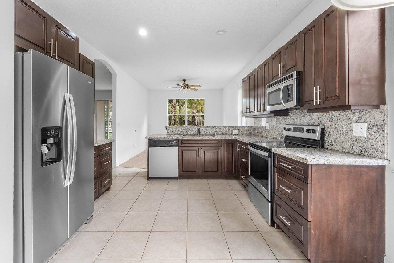196 Seminole Lakes Drive, Royal Palm Beach, FL 33411