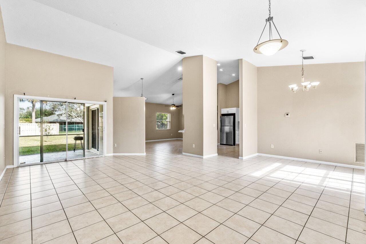 273 Ponce De Leon Street — photo 12