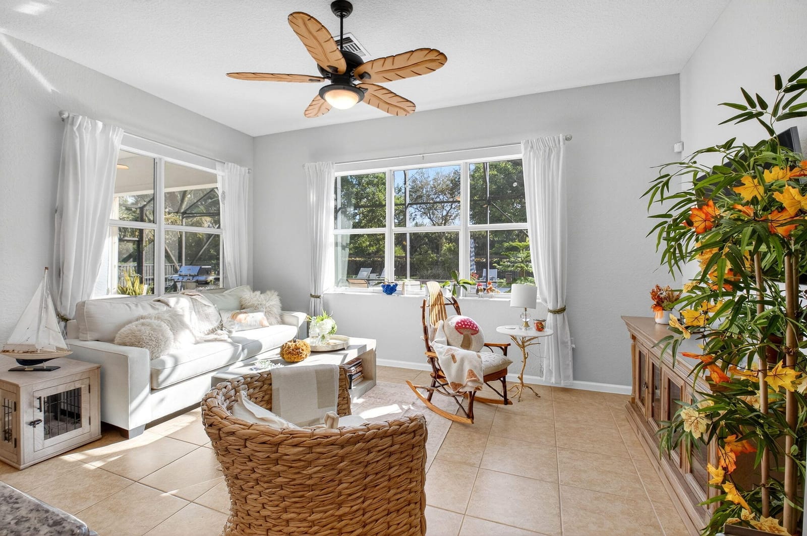9362 Isles Cay Drive — photo 11