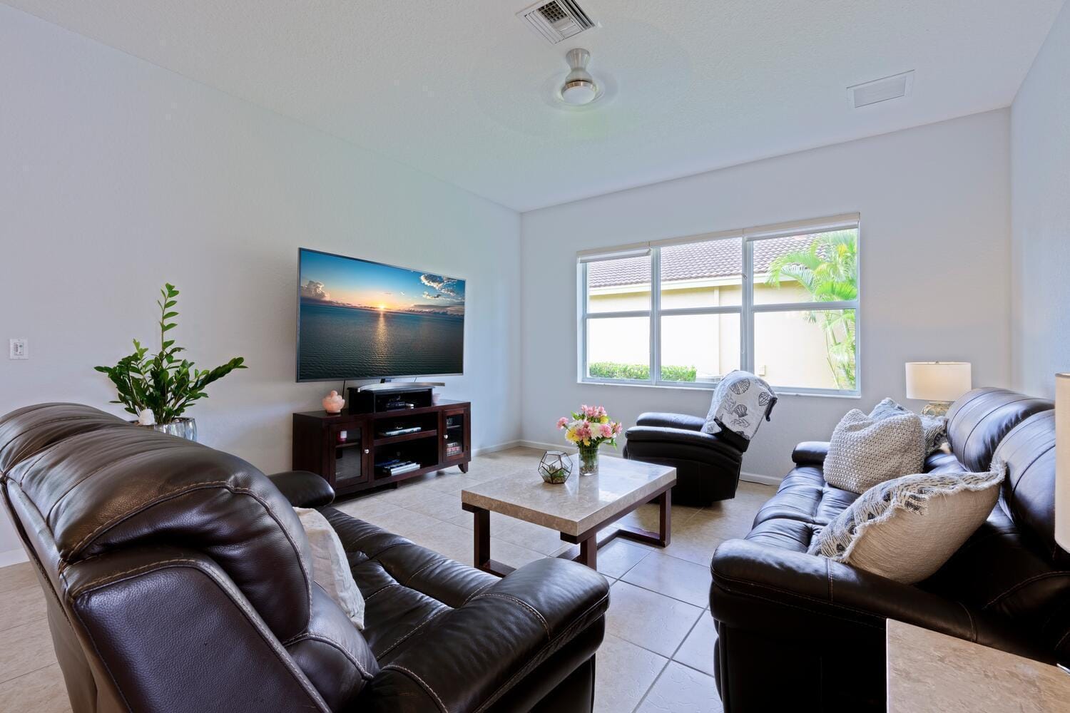 9362 Isles Cay Drive — photo 12