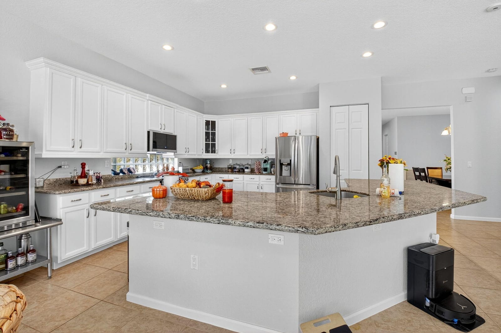 9362 Isles Cay Drive — photo 10