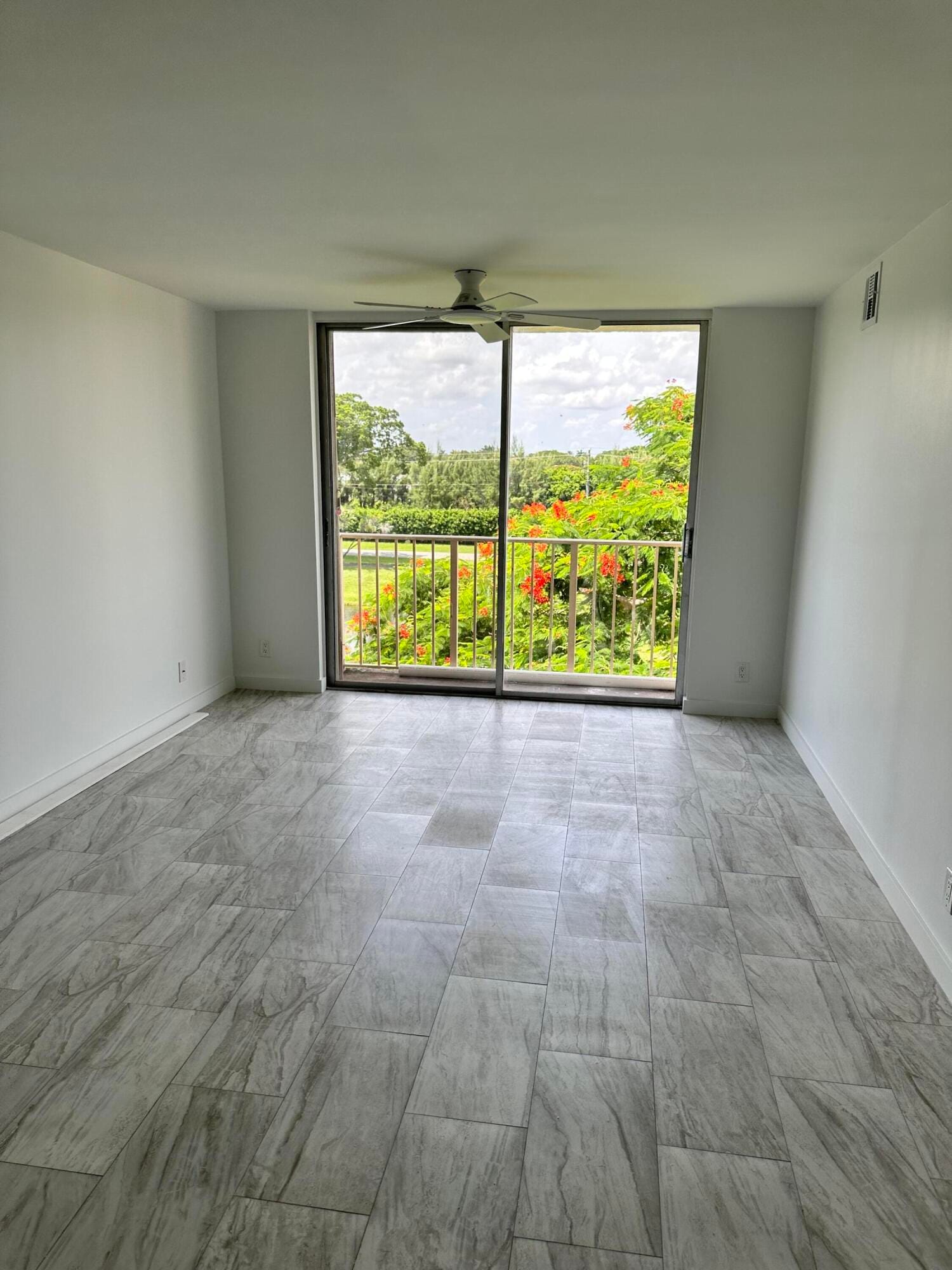 7145 HUNTINGTON Lane 408, Delray Beach, FL 33446 photo 7