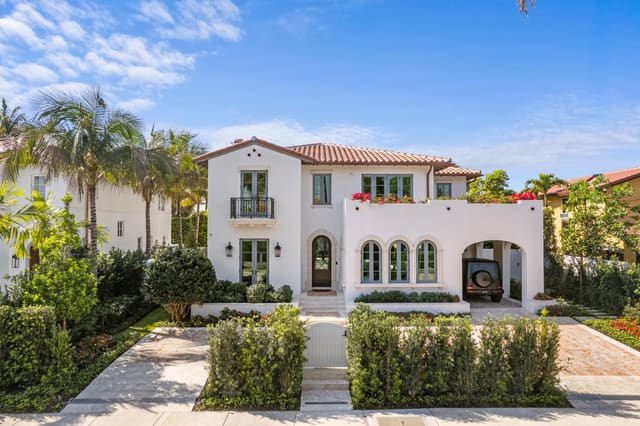 350 SEABREEZE Avenue, Palm Beach, FL 33480