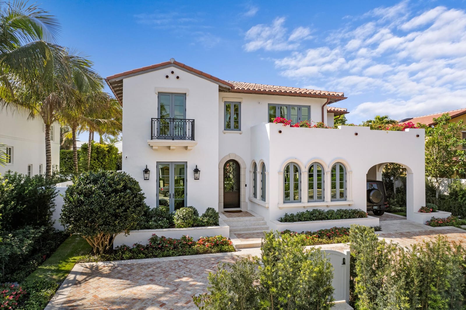 350 SEABREEZE Avenue, Palm Beach, FL 33480 photo 2