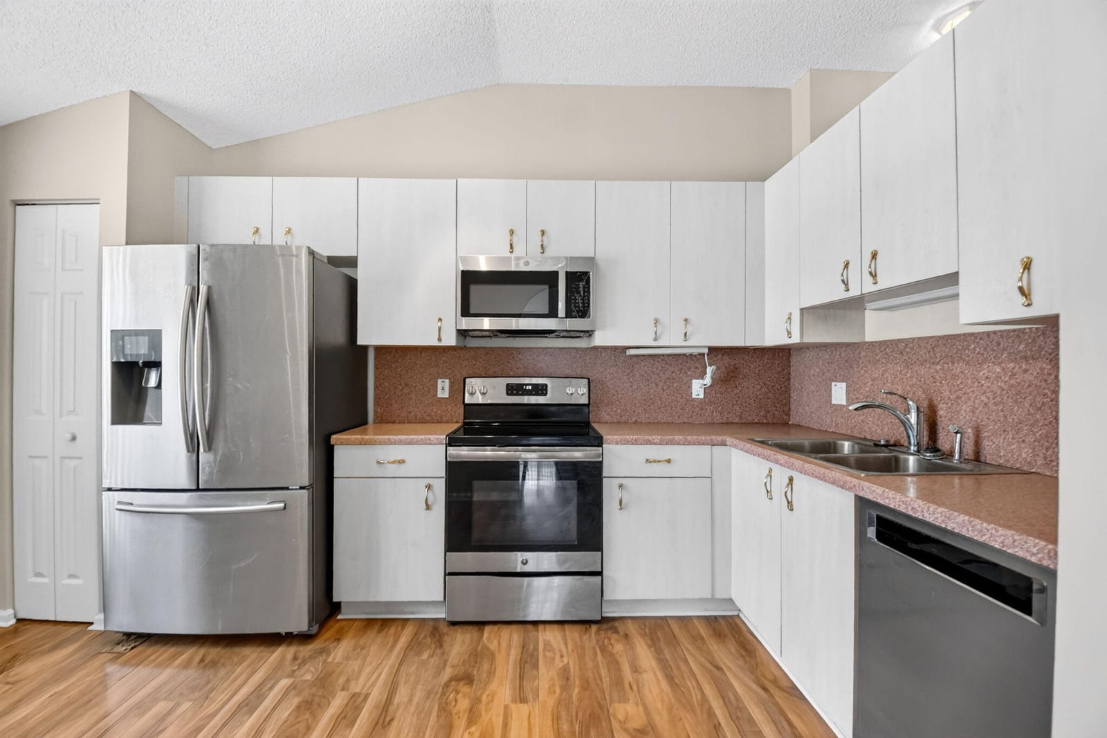 8410 Cargill Point Point, West Palm Beach, FL 33411 photo 12