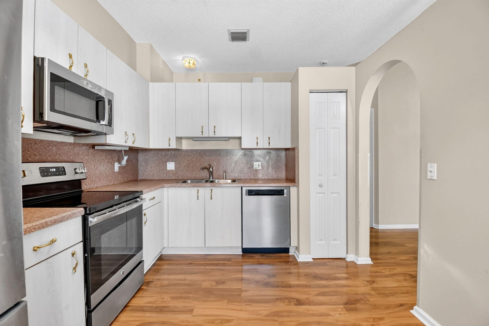8410 Cargill Point Point, West Palm Beach, FL 33411 photo 14