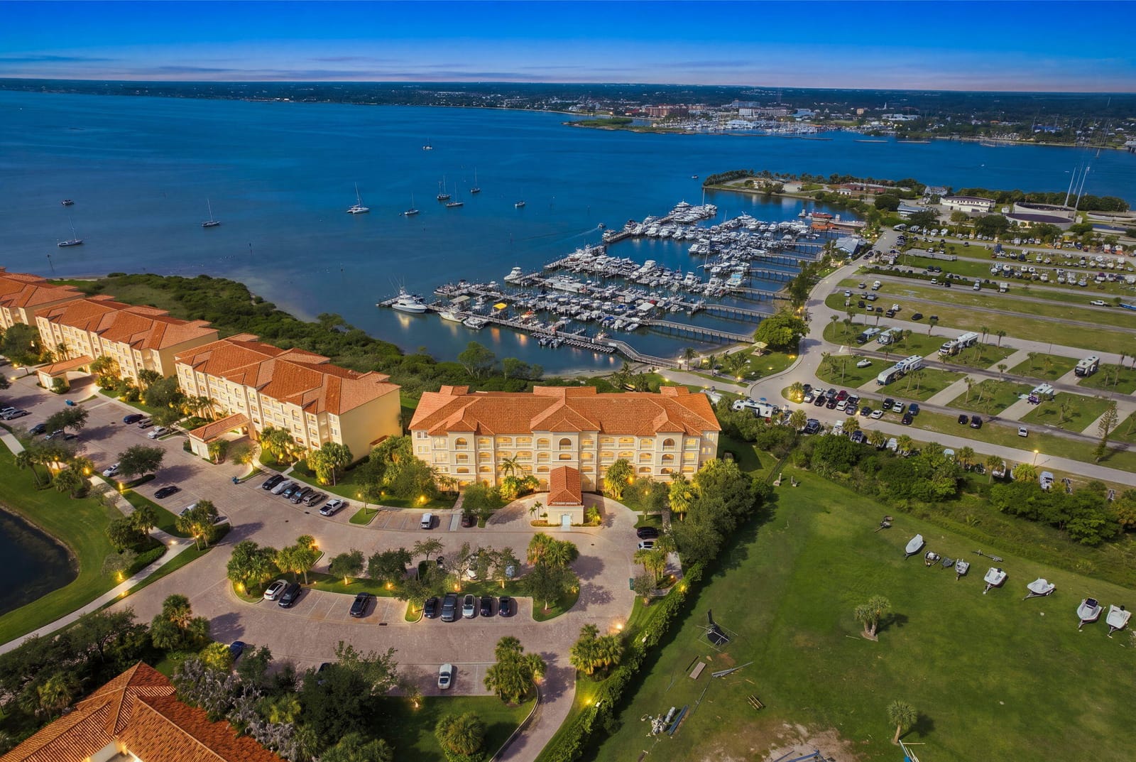 34 HARBOUR ISLE Drive W PH05, Fort Pierce, FL 34949