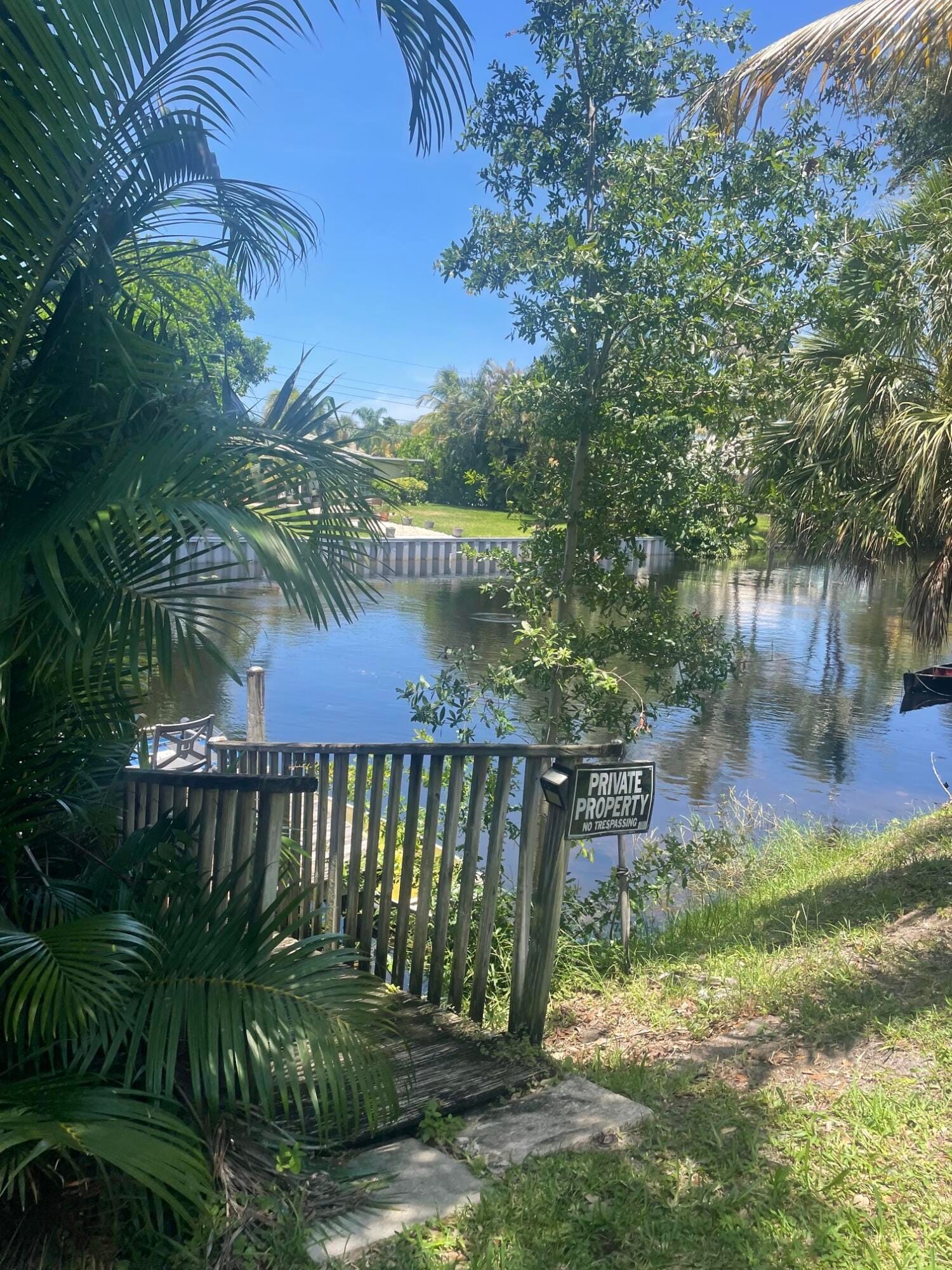 2457 Waterside Drive — photo 2