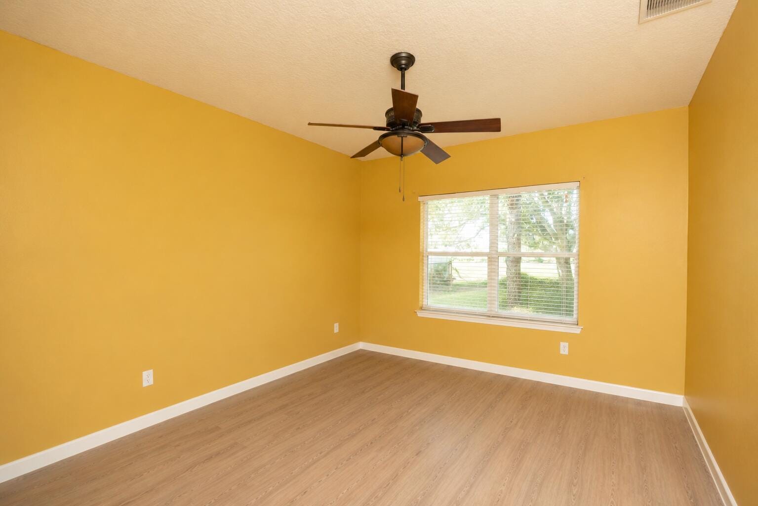 610 SW COLLEGE PARK Road — photo 12