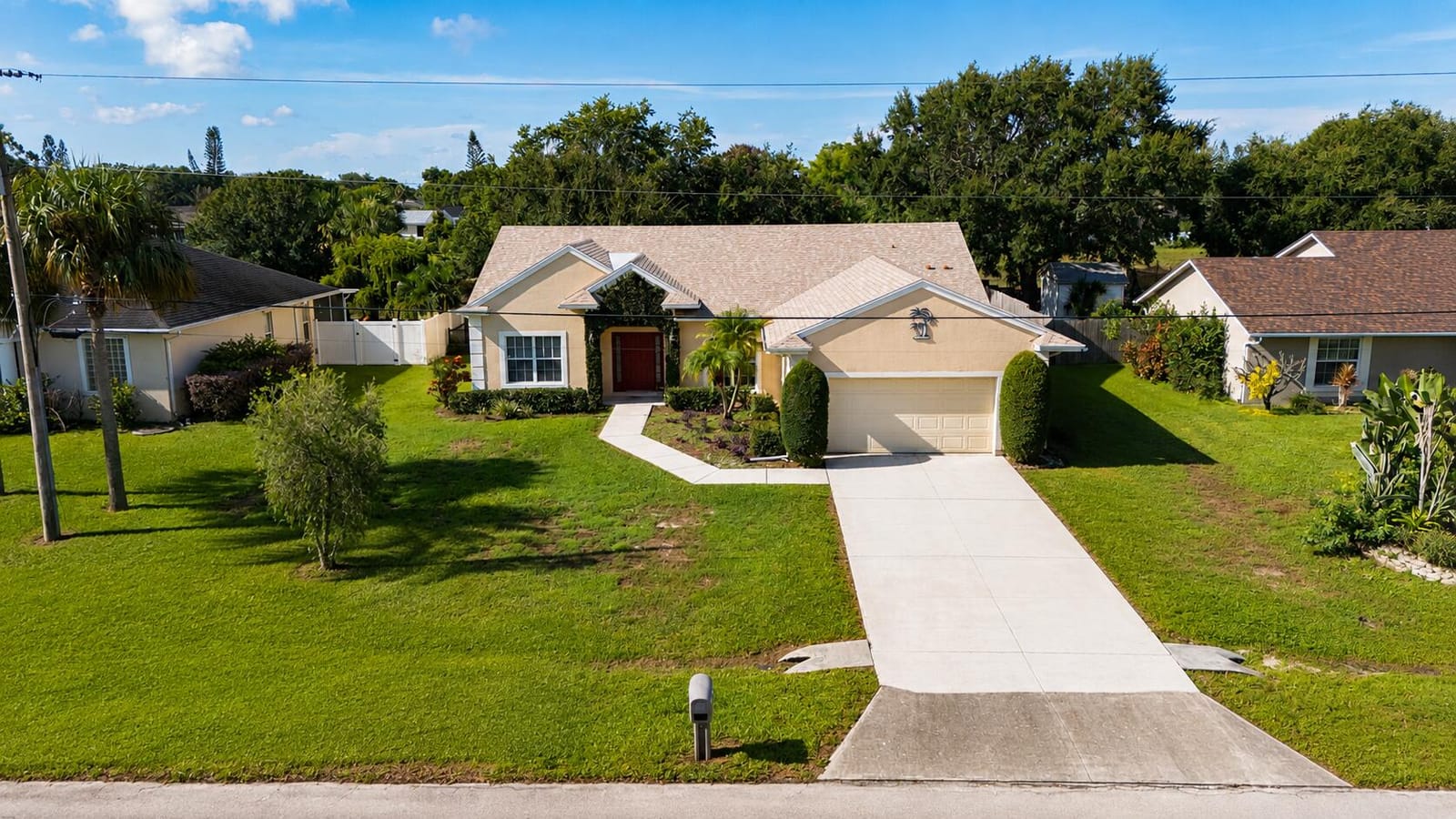 610 SW COLLEGE PARK Road, Port St. Lucie, FL 34953