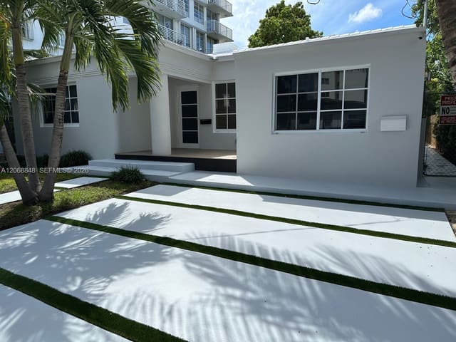 7820 Carlyle Avenue, Miami Beach, FL 33141
