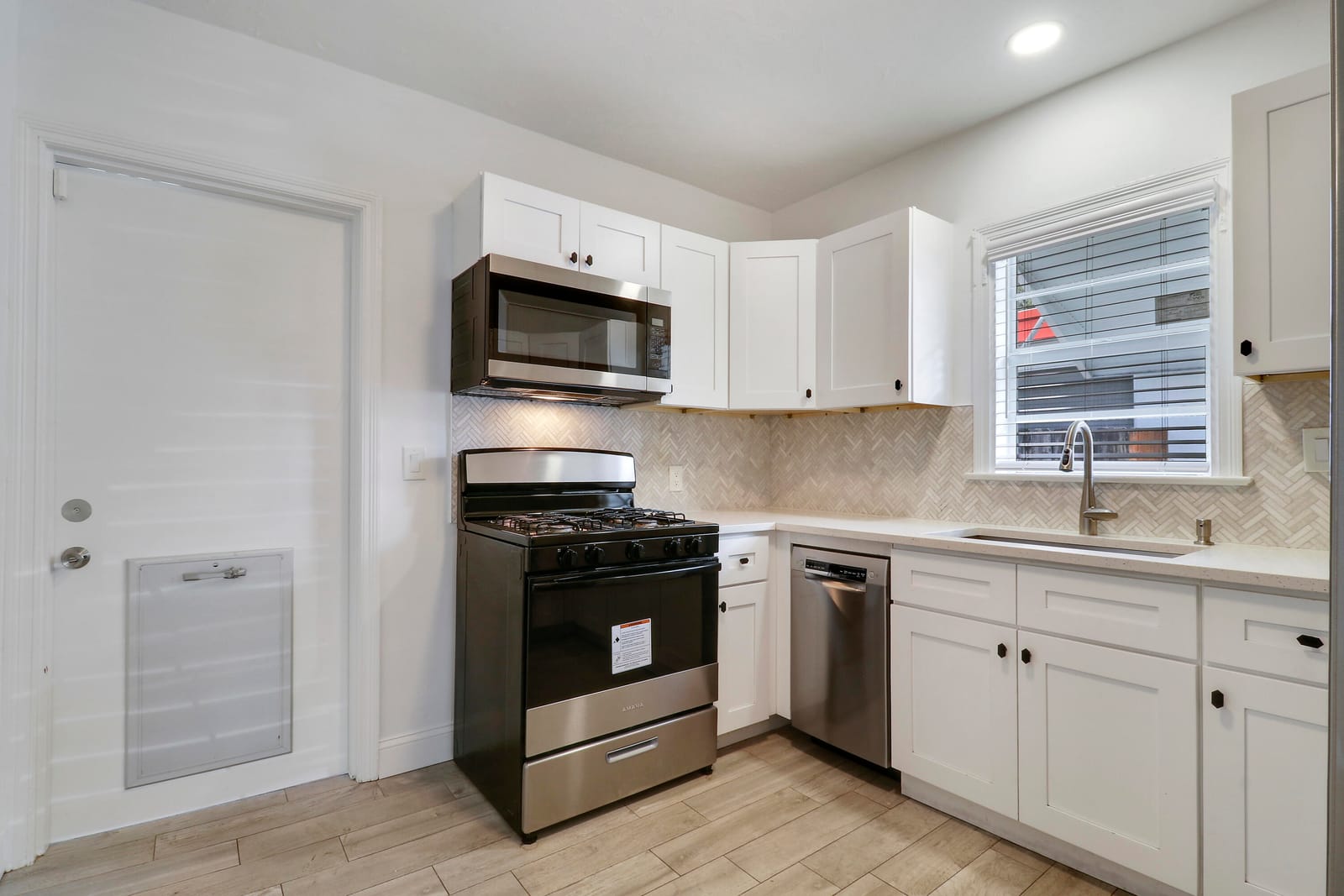917 N OCEAN BREEZE — photo 6