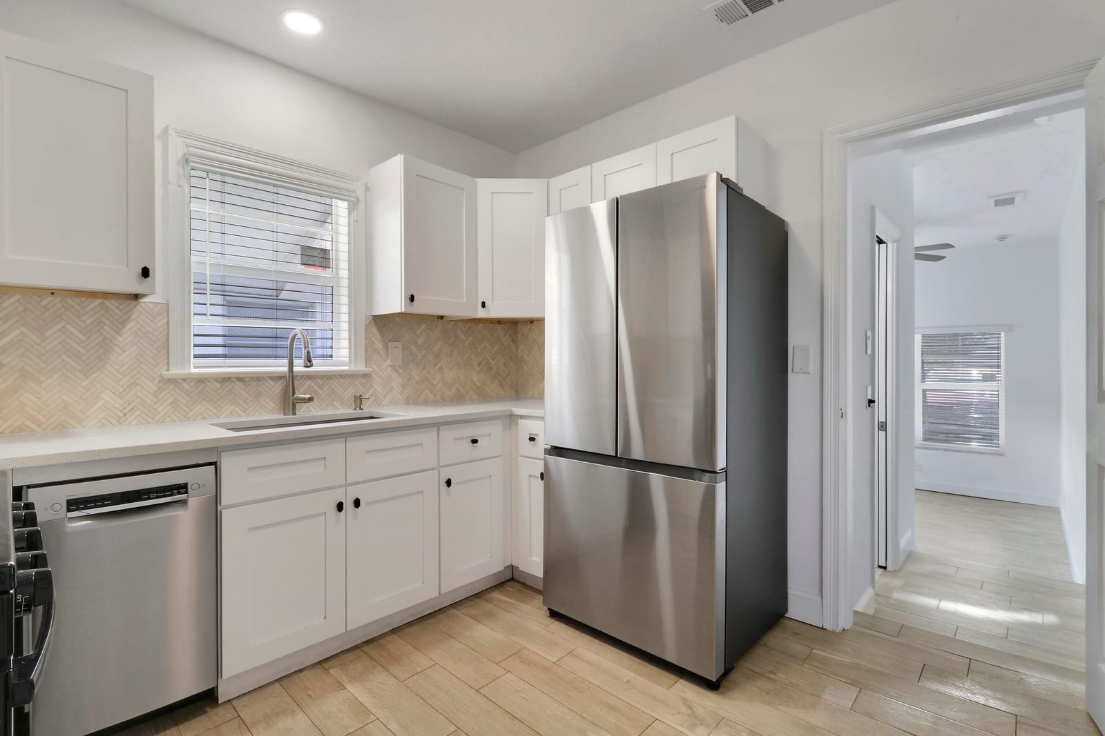917 N OCEAN BREEZE — photo 7