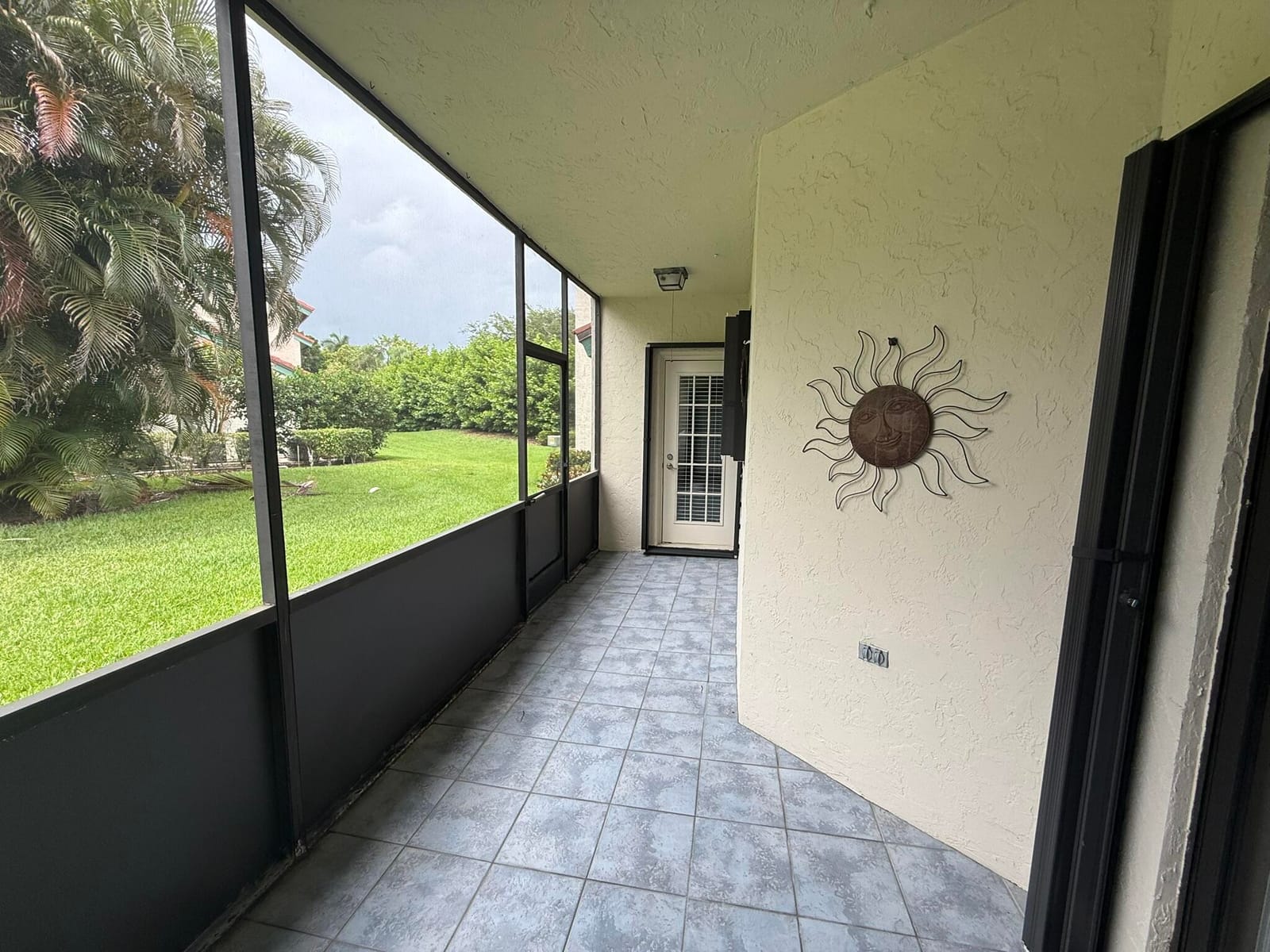24 LEXINGTON Lane W A, Palm Beach Gardens, FL 33418 photo 18