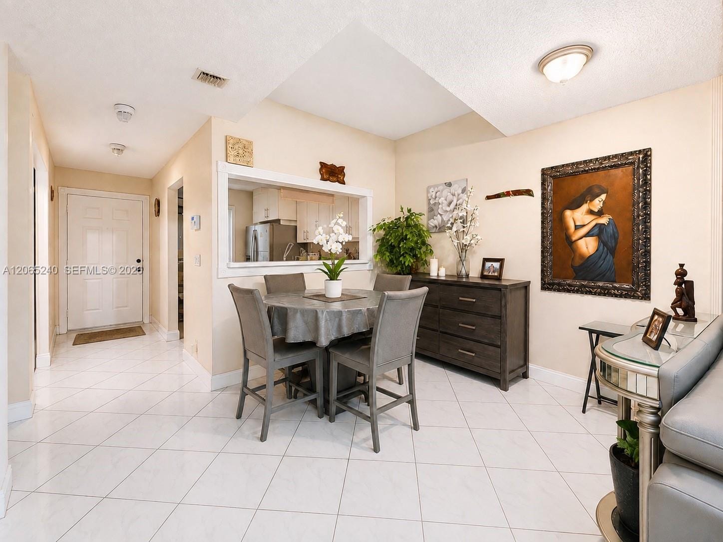 2311 SW 82nd Terrace — photo 4