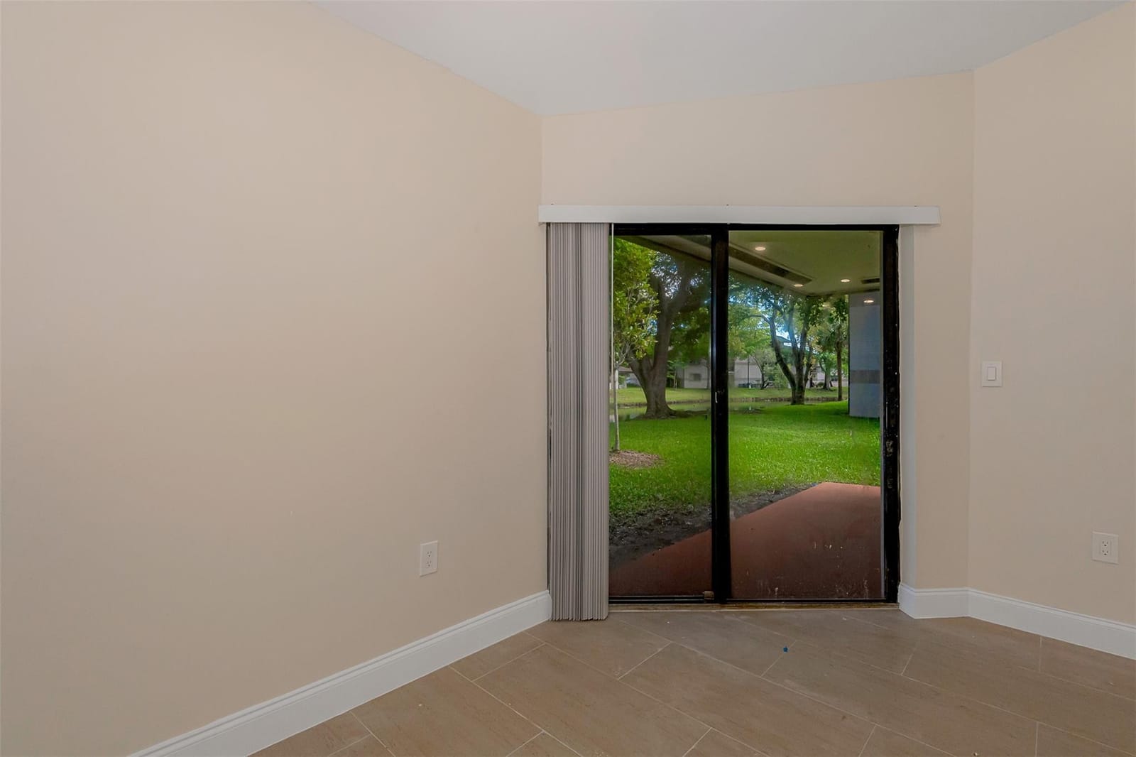 9951 Nob Hill Place 9951, Sunrise, FL 33351 photo 19