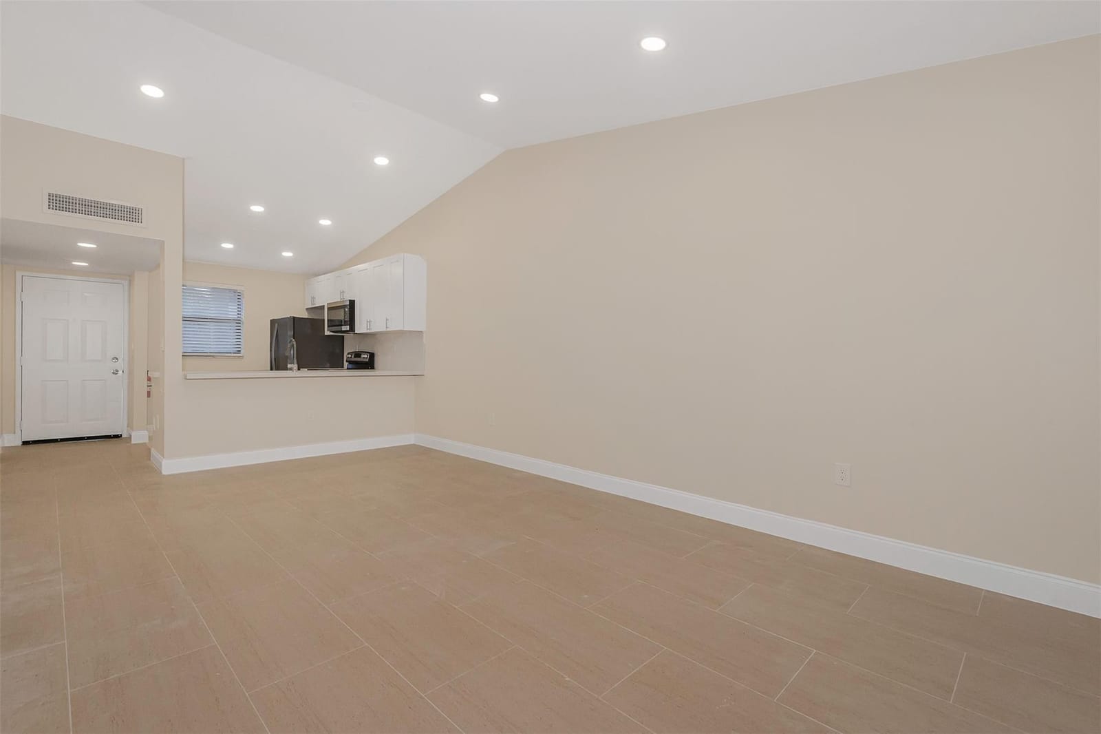 9951 Nob Hill Place 9951 — photo 3
