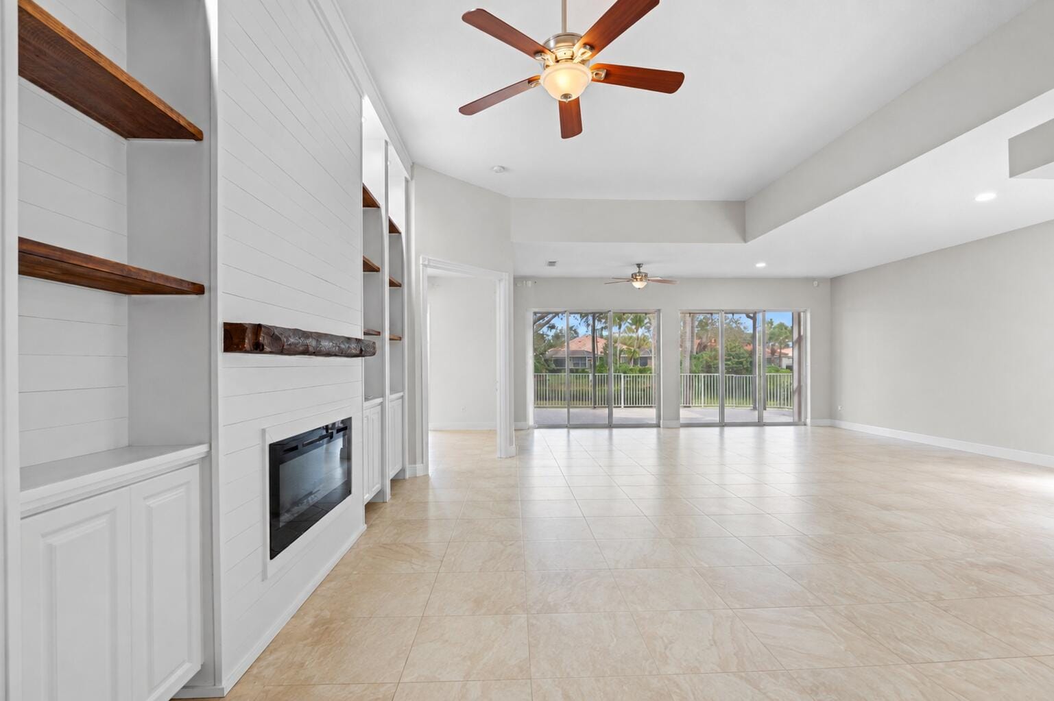 7813 Quida Drive — photo 2